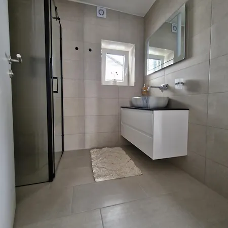 Livada Apartamento *